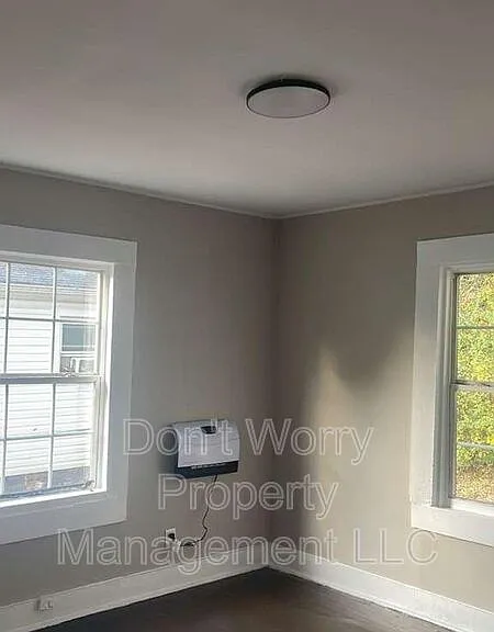 404 Carroll St — Photo 9