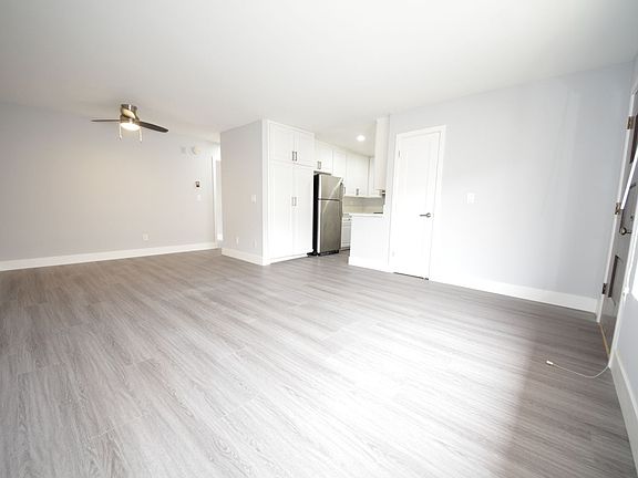 2nd image of 219 Montana Ave APT 303