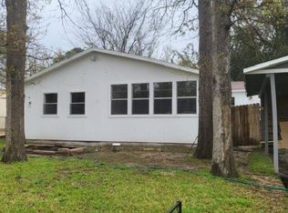 21552 Sundown Rd, Chandler, TX 75758