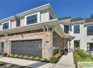 25 Dogleg Ln #00, Lawrence Township, NJ