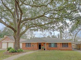 9917 Cedardale Dr, Houston, TX 77055