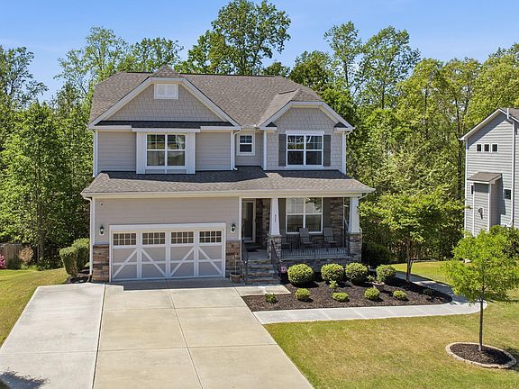 3rd image of 475 Granite Creek Dr