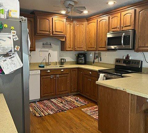 5th image of 124 Hemlock Dr