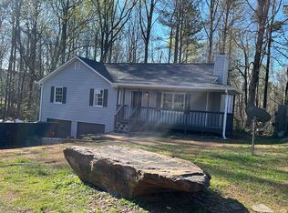 61 Tracey Ln, Dallas, GA 30132