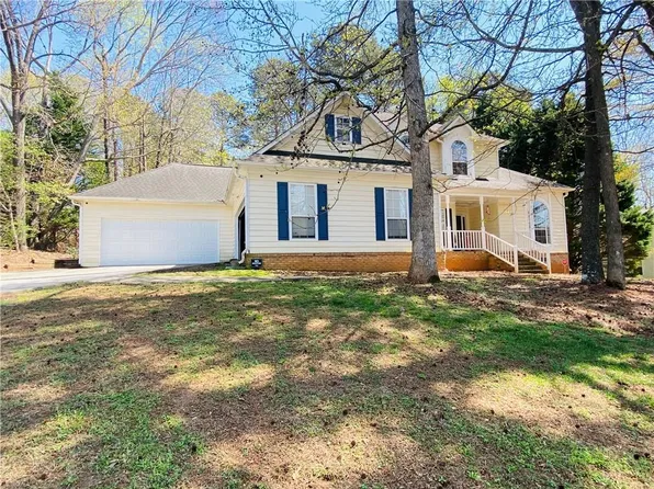 426 Pates Lake Ct, Hampton, GA 30228