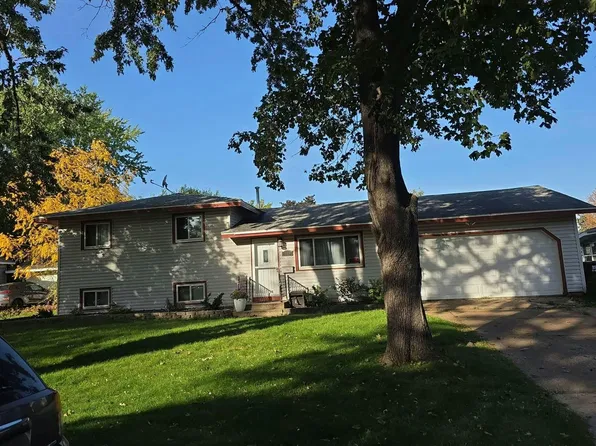 1425 Selby Ave, Saint Paul Park, MN 55071