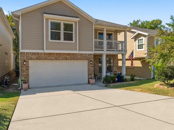 122 Harbour Town Ct, Montgomery, TX 77356