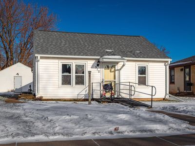 510 N 1st St, La Crescent, MN, 55947