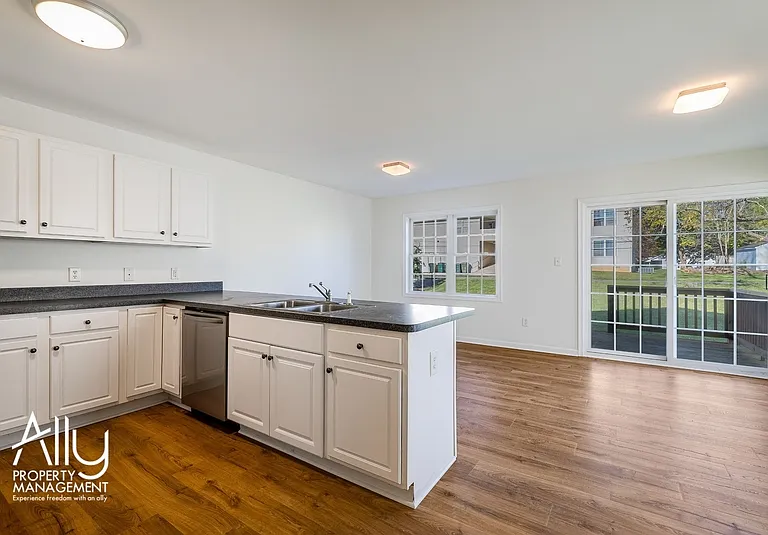 409 S Magnolia Ave #1 — Photo 9