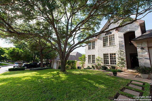 1st image of 935 Riverstone Dr