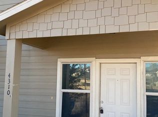 4310 Larkspur St #A/b, Houston, TX 77051