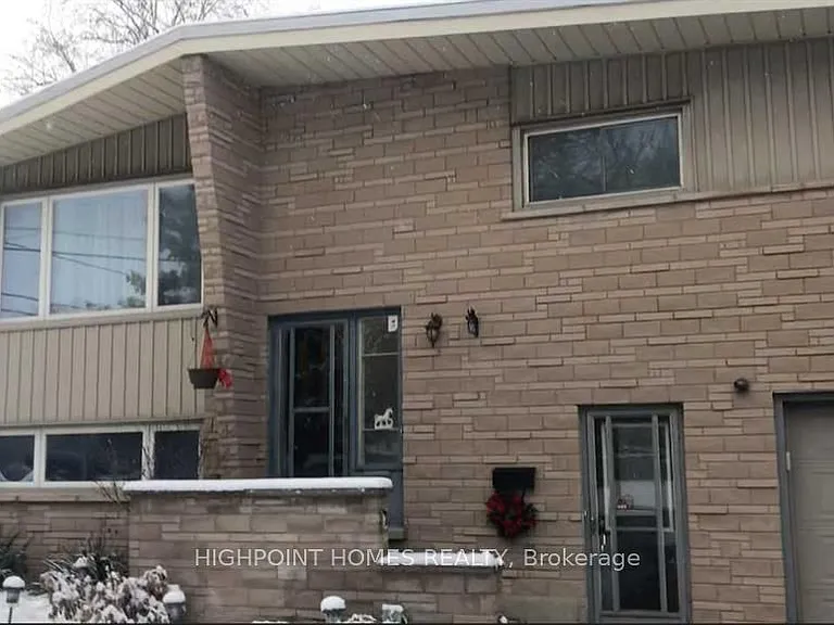 580 Forest Hill Dr — Photo 1