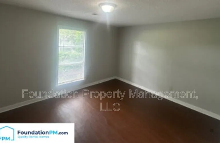732 Tampa Ave — Photo 12
