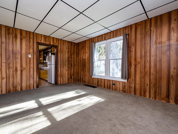 2nd image of 853 Paw Paw Ave