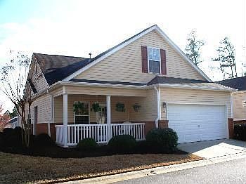 2nd image of 1206 W Oaks Way