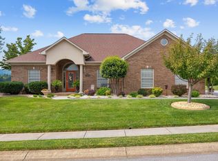 305 Kensington Dr, Morristown, TN 37814