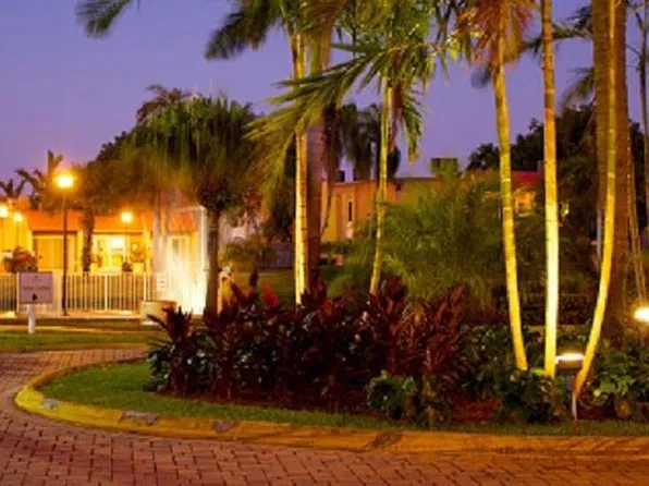 4900 NW 79th Ave APT 206, Doral, FL 33166