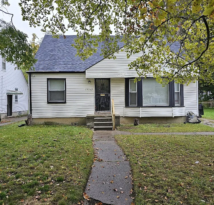 19762 Avon Ave