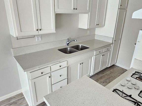 2nd image of 10918 National Blvd #8