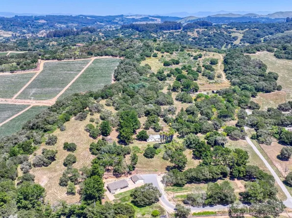 417B Maher Rd, Watsonville, CA 95076