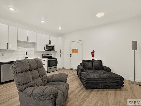 4th image of 311 E Lorene St #2306