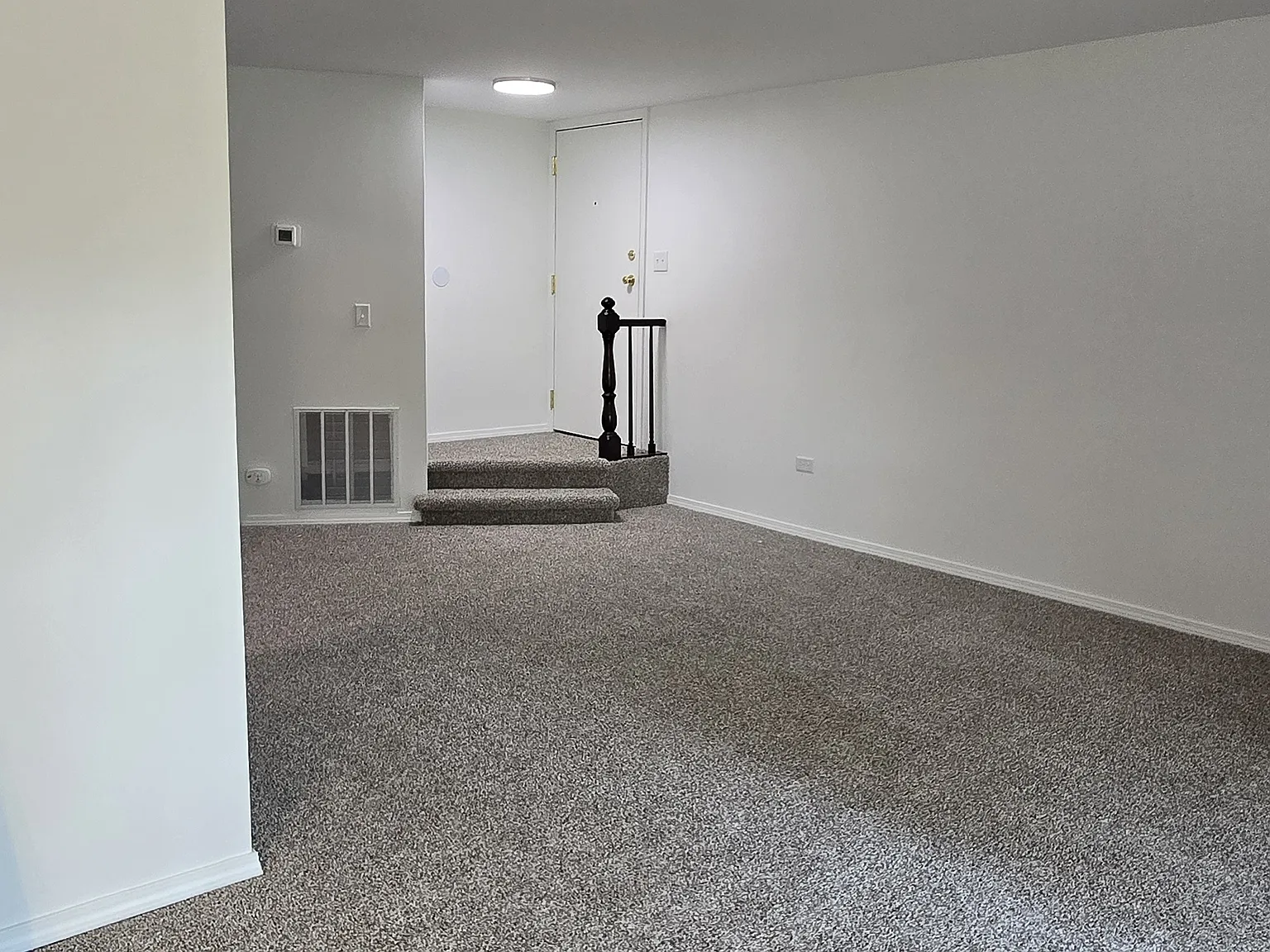 2 bed, 1056 sqft, $2,200 — Photo 4