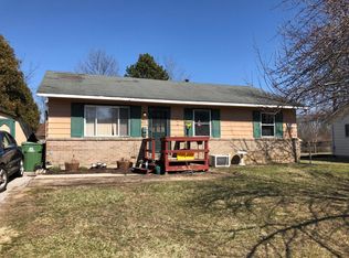 808 Lakeview Dr, Marysville, OH 43040