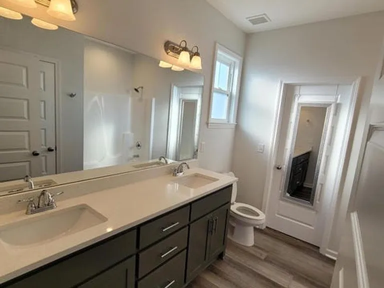 5817 Jasmine Ct — Photo 13