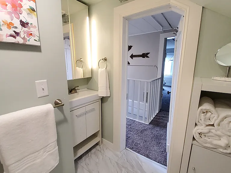 226 N State St #3 — Photo 10
