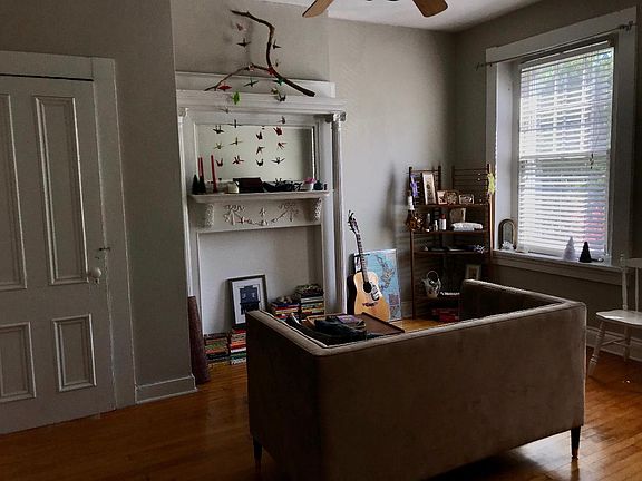 5th image of 502 W Clay St APT 2