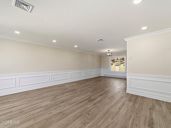 3rd image of 780B Ardmore Road #780B