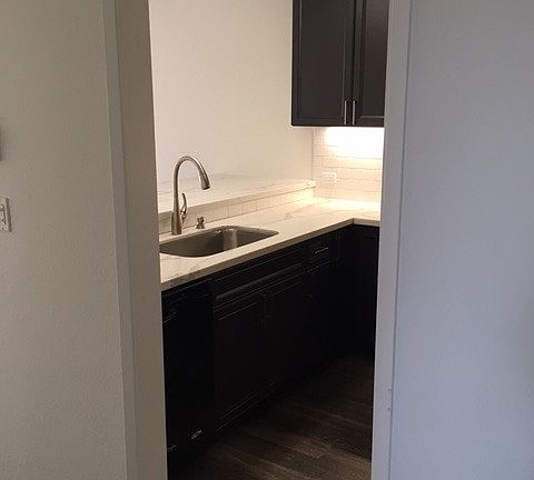 Kitchen entry