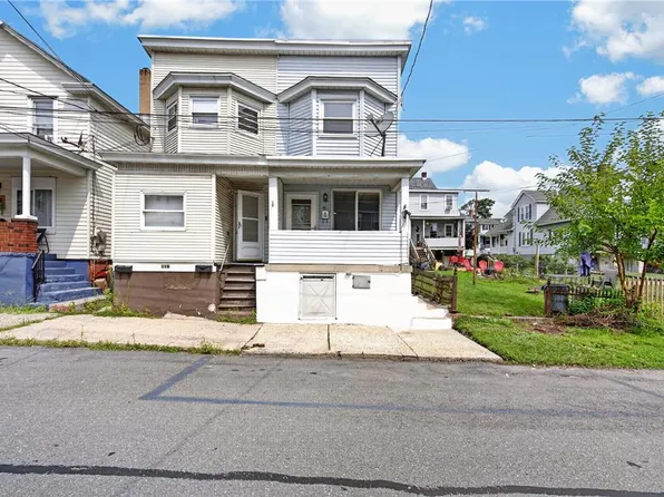 118 E Amidon St, Summit Hill, PA 18250