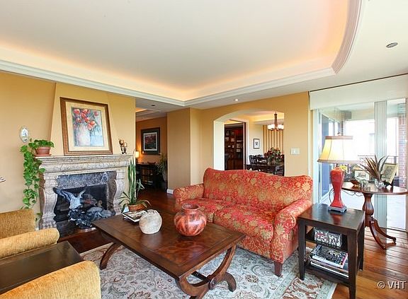 2nd image of 2120 N Lincoln Park W APT 7