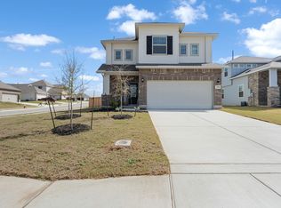 4988 Park Mnr, Marion, TX 78124