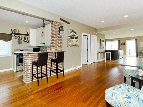 5th image of 4738 Jaeger Dr NE