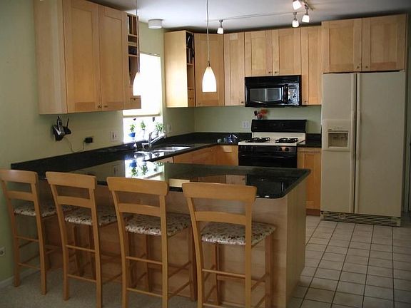 3rd image of 550 Timberwood Dr