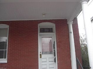 319 52nd St, Newport News, VA 23607