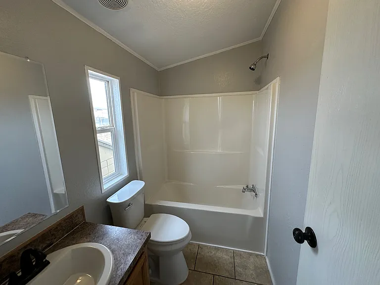 7301 E County Road 62 — Photo 15