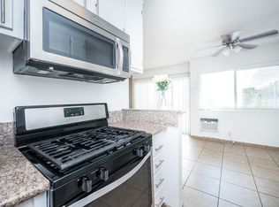 1928 Chariton St, Los Angeles, CA 90034