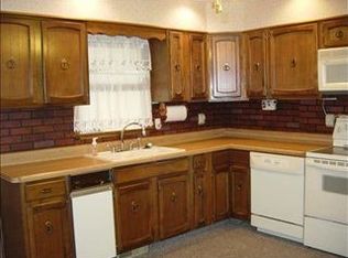1421 Logan Ave, Findlay, OH 45840