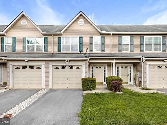 2nd image of 44 McGlynn Ln