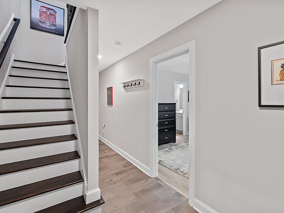 5th image of 929 Shoofly Path