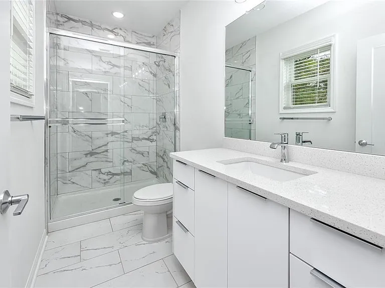 915 E 15th Ave #1 — Photo 26