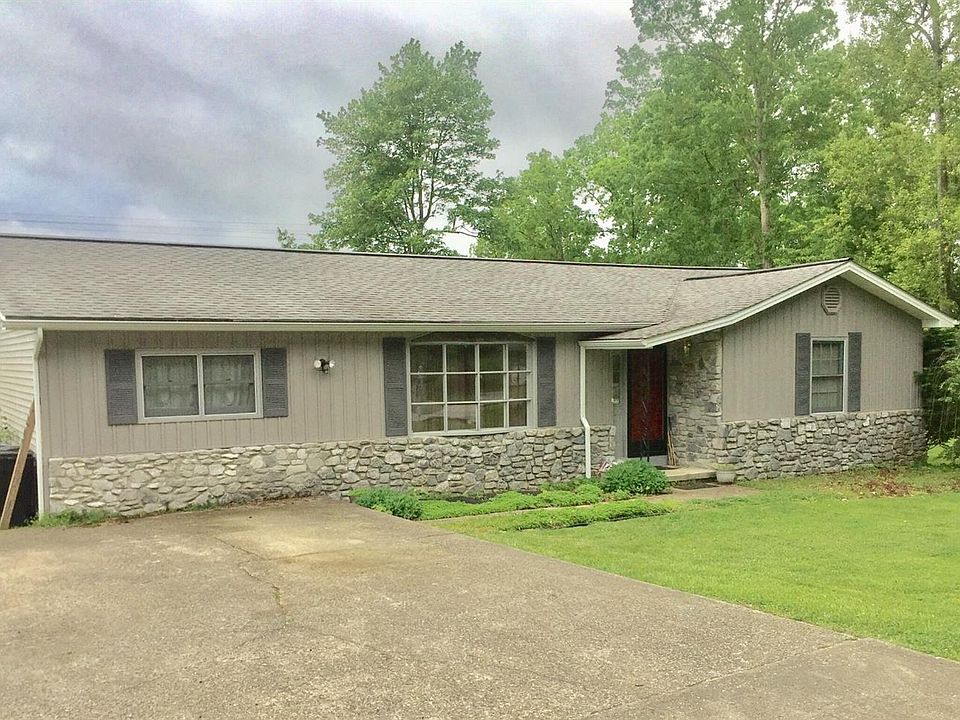 2nd image of 1207 Calvary Ct
