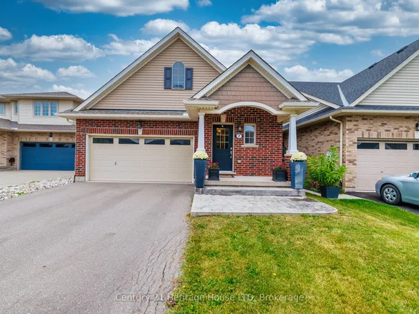 7 Kenmar Ct, Saint Catharines, ON L2P 0E4