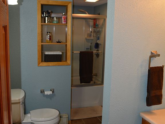 5th image of 4404 Cedar Island Dr