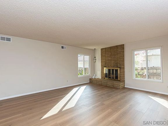 4th image of 63 Glover Ct
