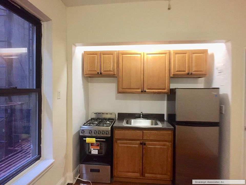1st image of 246 Bradhurst Ave APT 32