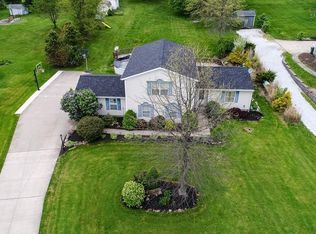 869 Skyside Dr, Clinton, OH 44216
